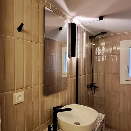 Apartamento μπροστά στη πλατεία ναυαρίνου/τσιμισκη Tesalónica
